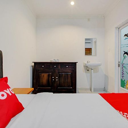Oyo 2463 Bali Balangan Hotel Jimbaran Buitenkant foto