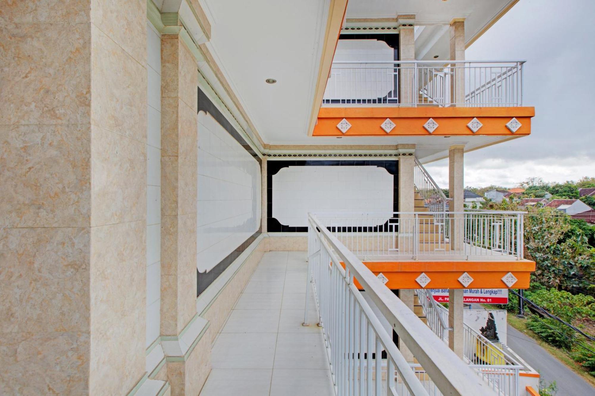 Oyo 2463 Bali Balangan Hotel Jimbaran Buitenkant foto