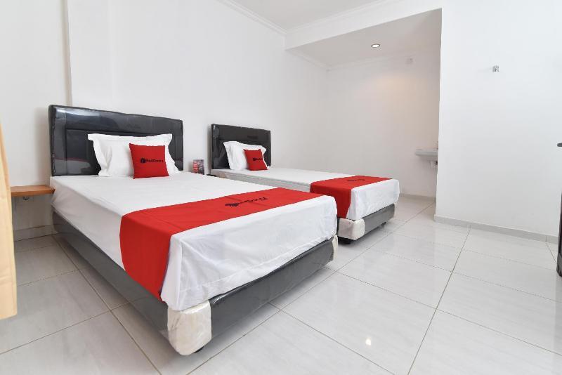 Oyo 2463 Bali Balangan Hotel Jimbaran Buitenkant foto